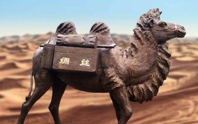 城市廣場(chǎng)大型戶(hù)外玻璃鋼仿銅駱駝雕塑